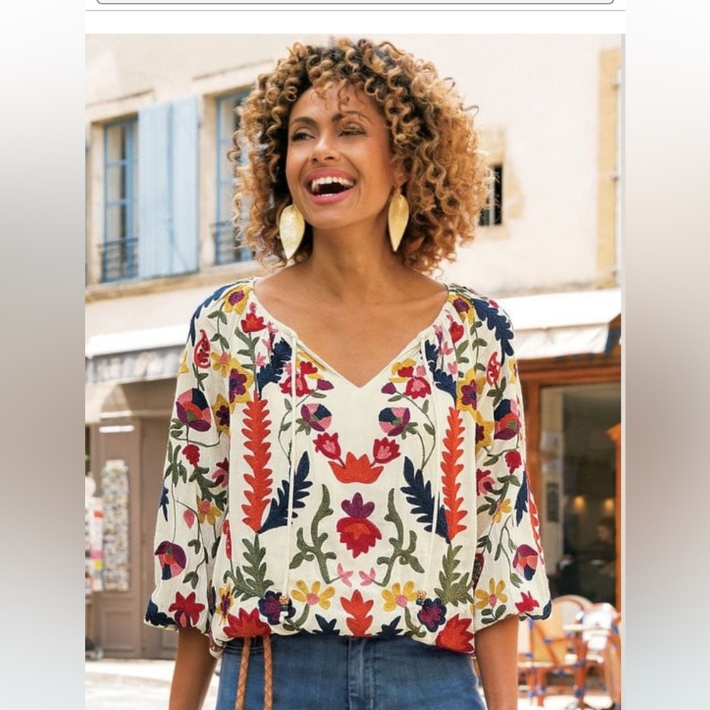 Soft Surroundings Cream Blouse with Multicolor Floral Embroidery - Size L; NWT